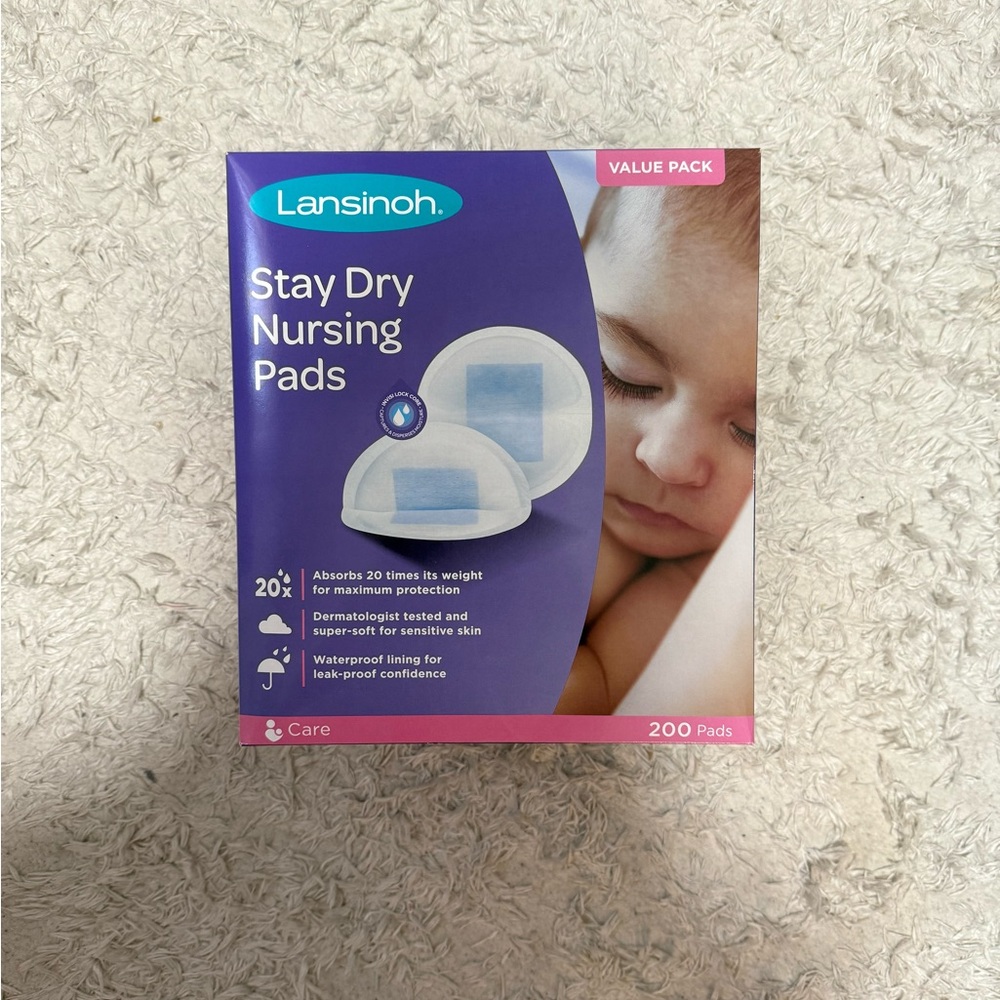 Lansinoh Stay Dry Nursing Pads 200 Pack